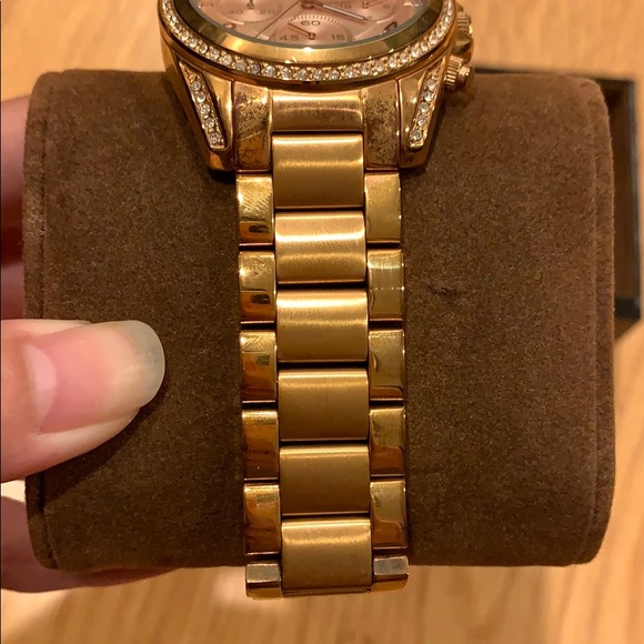 Michael Kors Watch - Picture 3 of 5